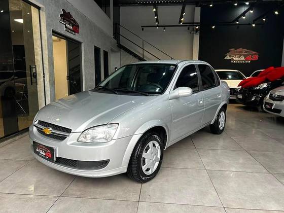 CHEVROLET CLASSIC 1.0 MPFI LS 8V FLEX 4P MANUAL CHEVROLET CLASSIC 1.0 MPFI LS 8V FLEX 4P MANUAL